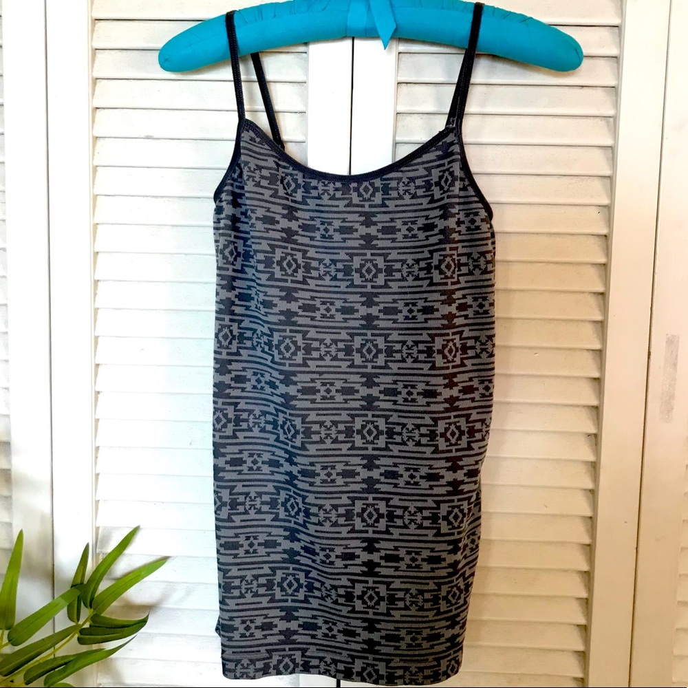 One Step Up Gray & Black print camisole/tank L/XL